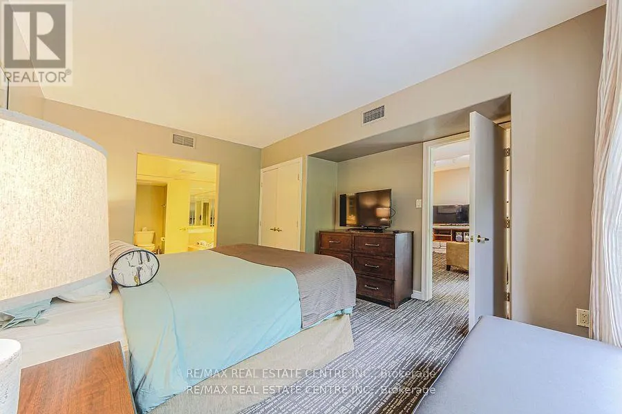 2240 - 90 HIGHLAND DRIVE