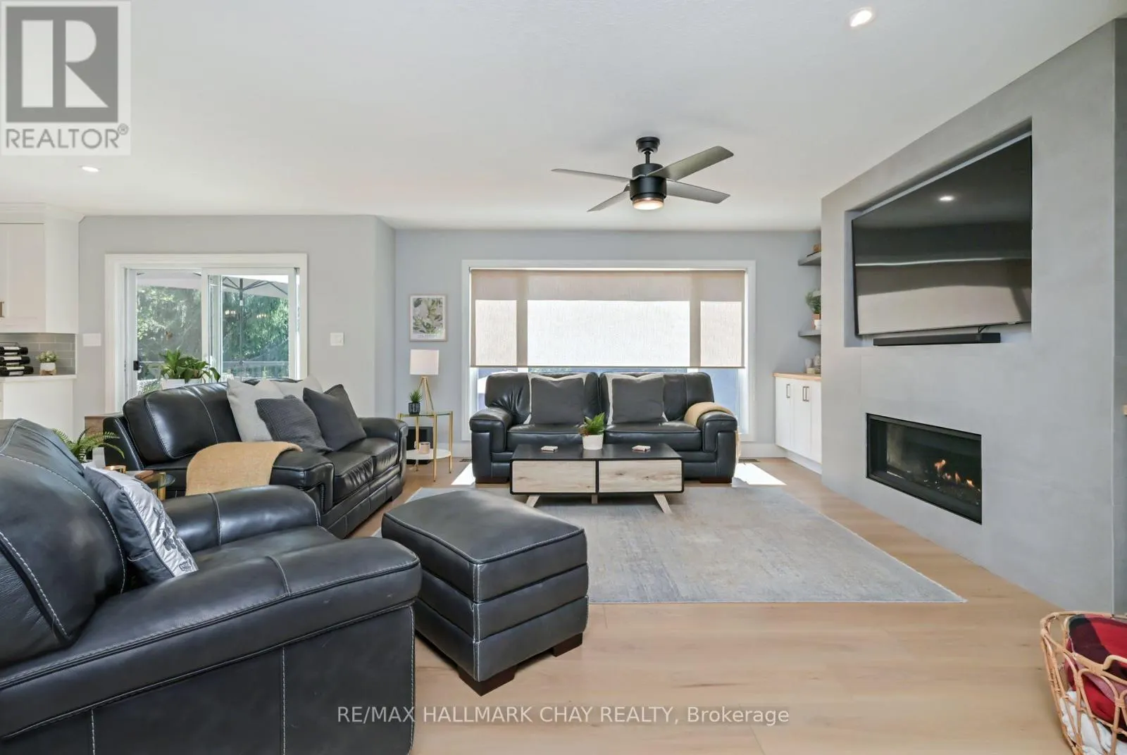 12 SYMOND AVENUE