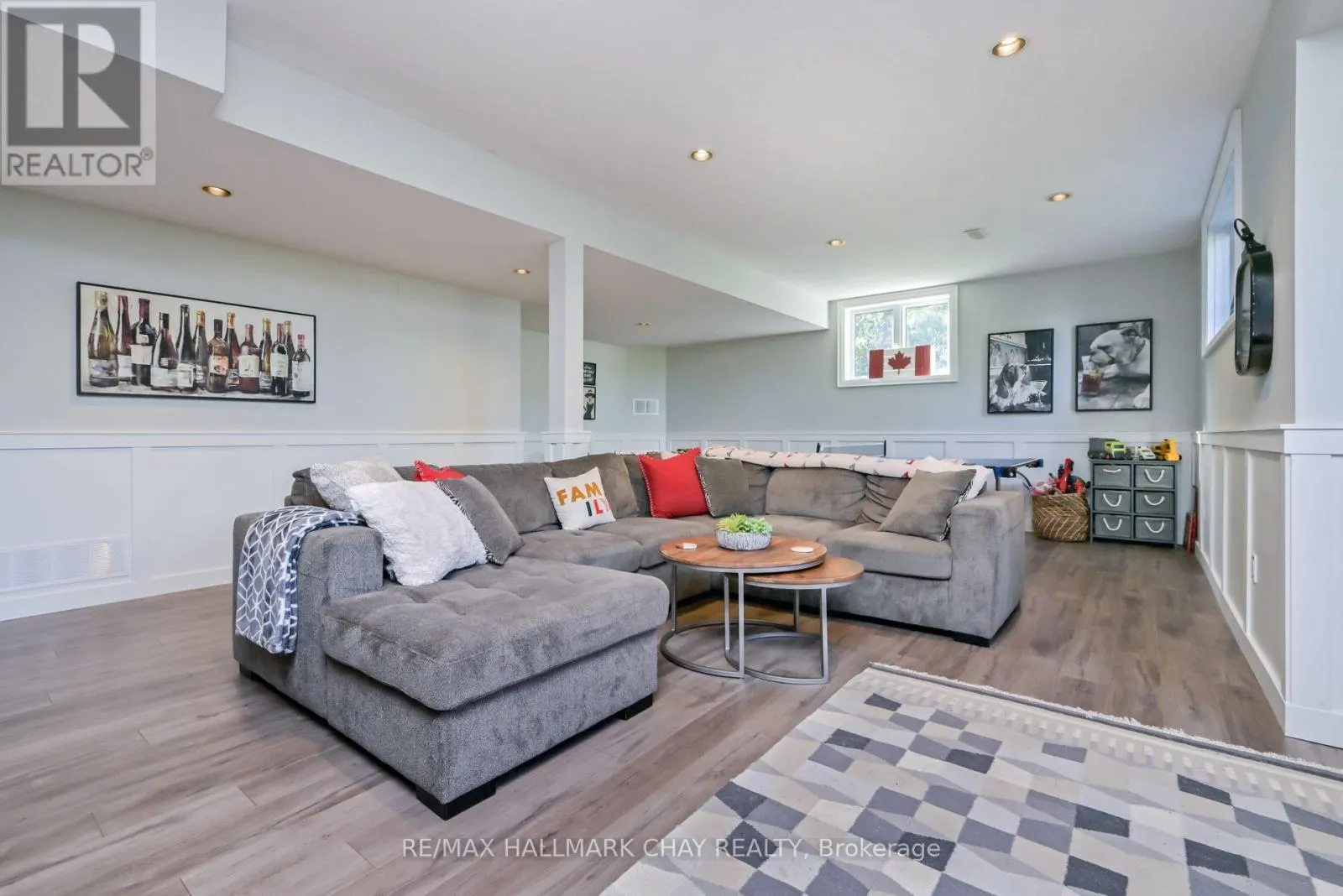 12 SYMOND AVENUE