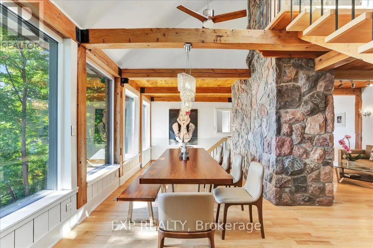 11 CRESTWOOD DRIVE