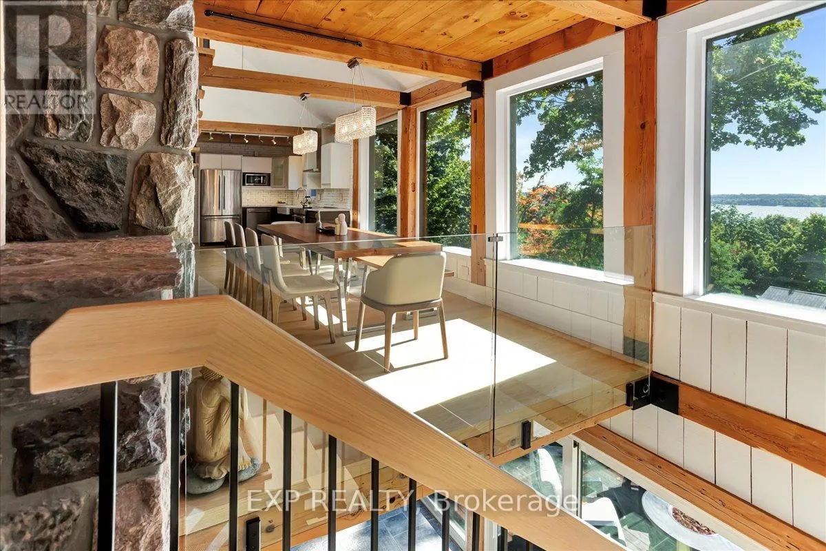 11 CRESTWOOD DRIVE