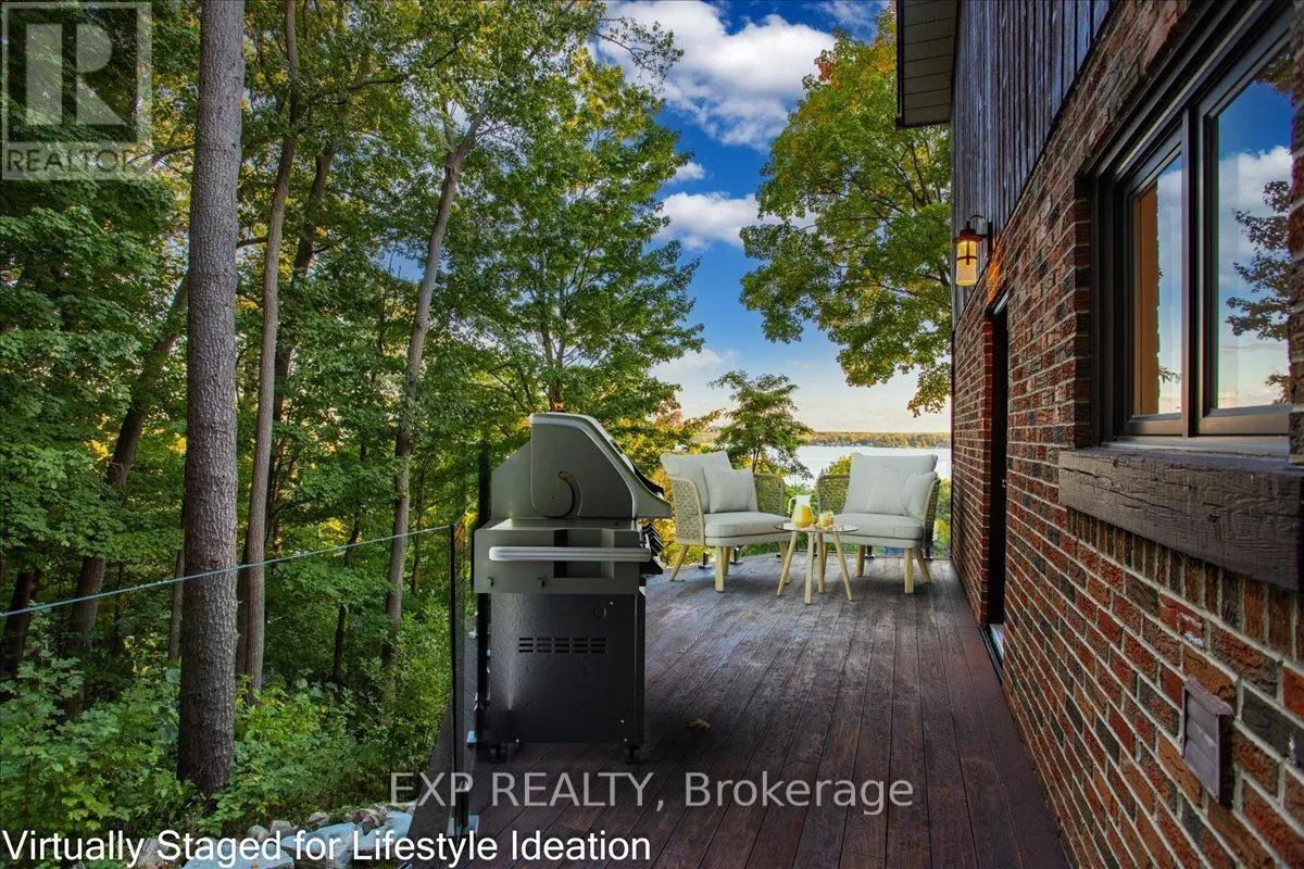 11 CRESTWOOD DRIVE