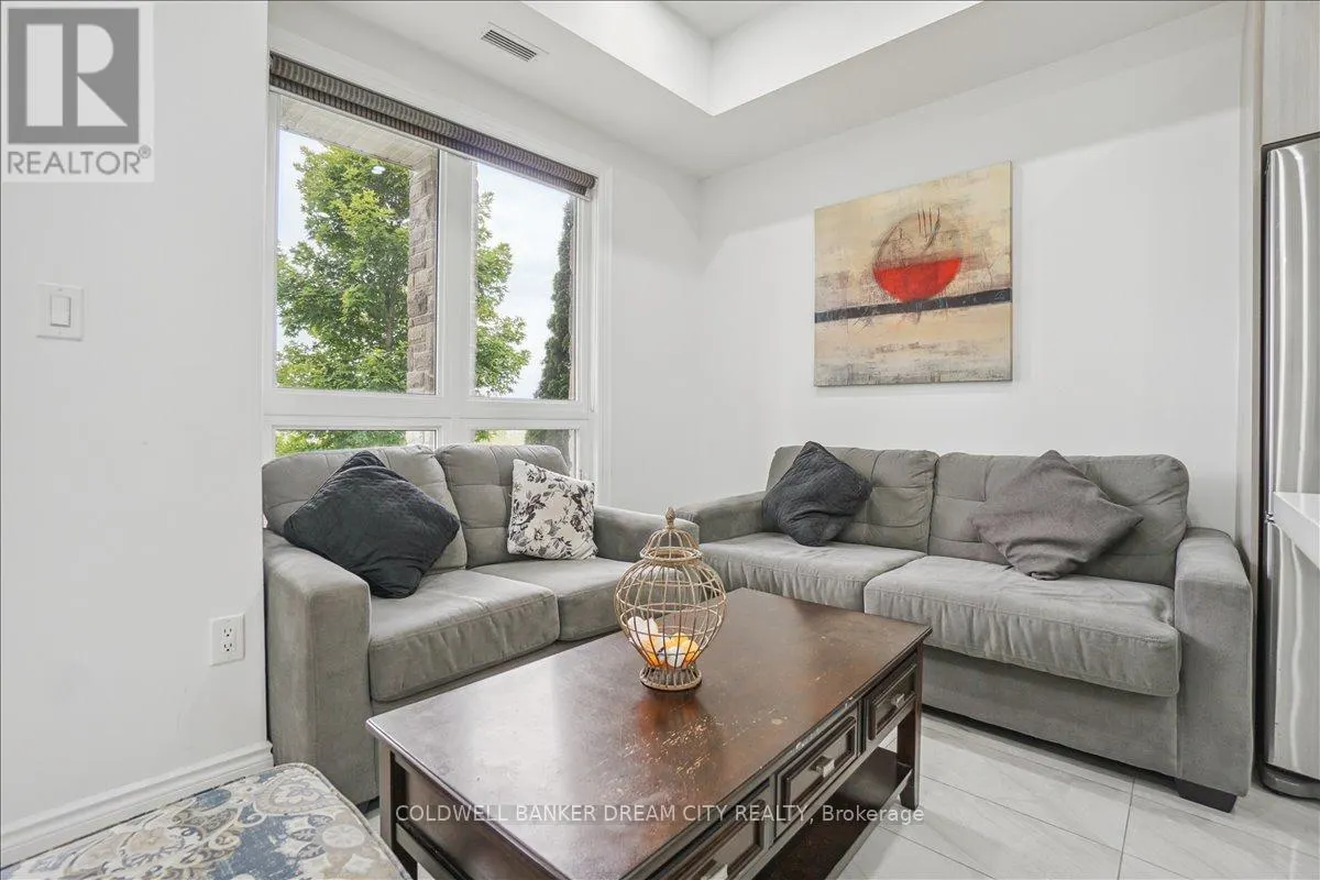 111 - 764 RIVER ROAD E