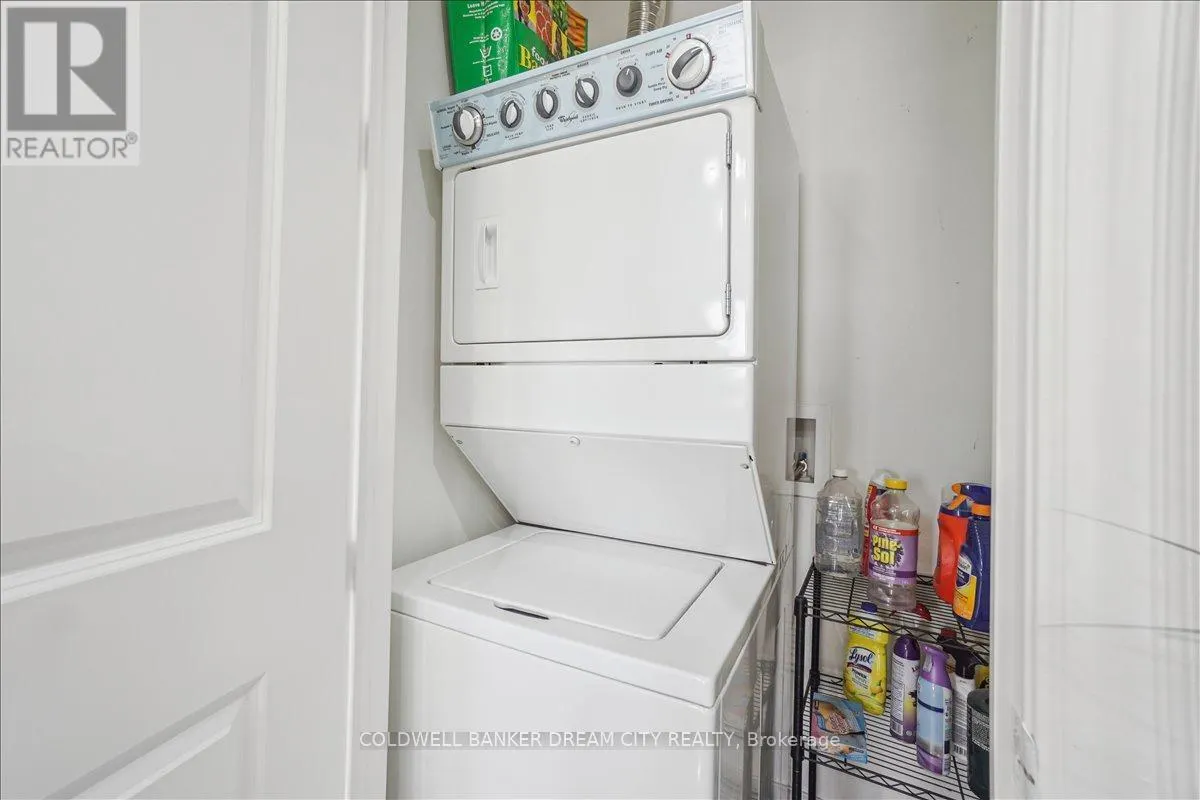 111 - 764 RIVER ROAD E