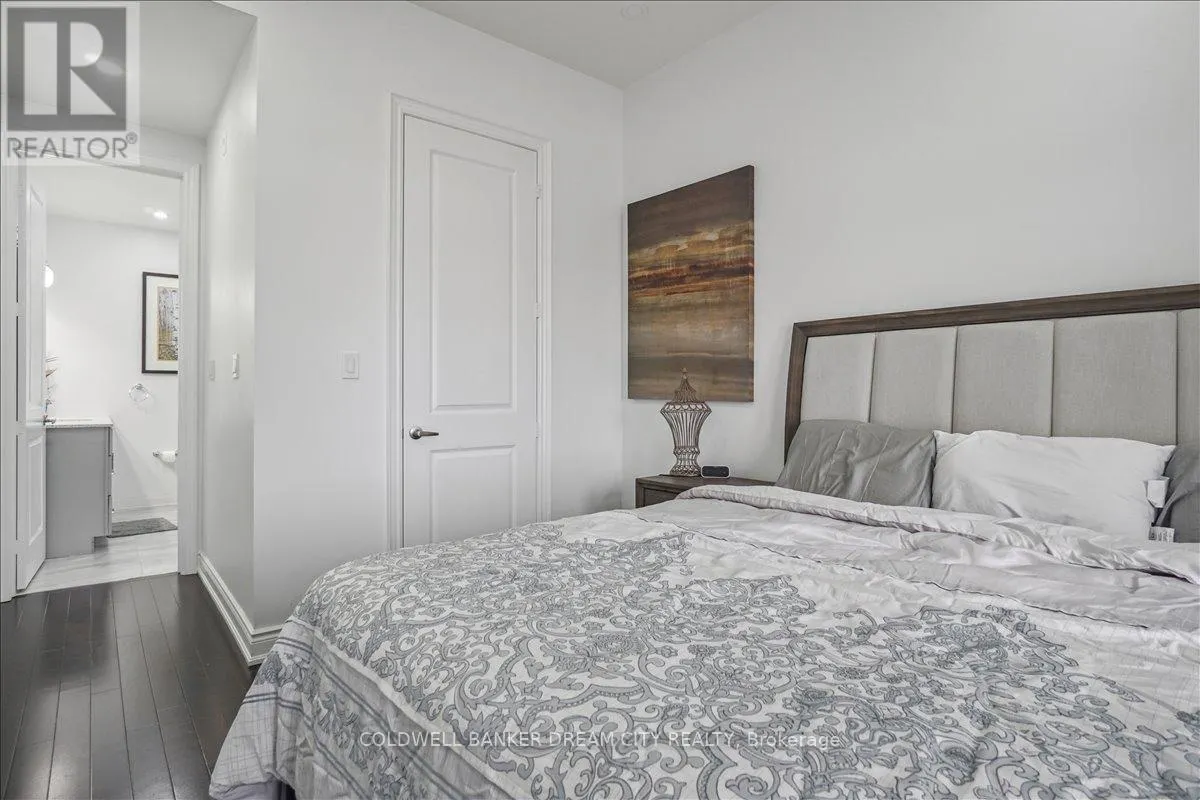 111 - 764 RIVER ROAD E