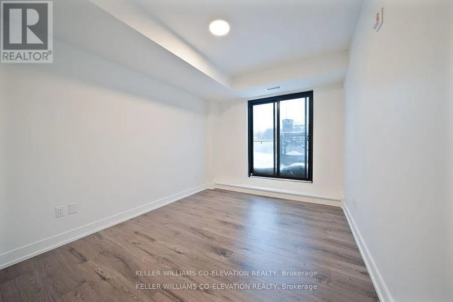 414 - 185 DUNLOP STREET E