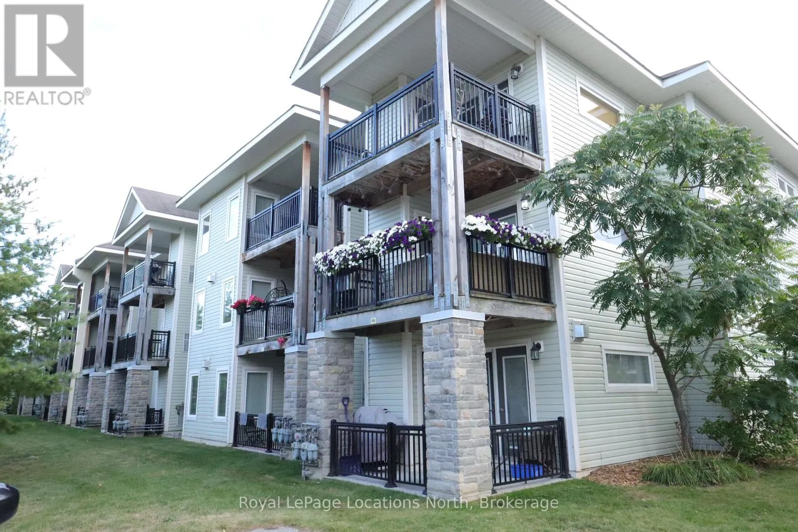201 - 1 BRANDY LANE DRIVE, #201