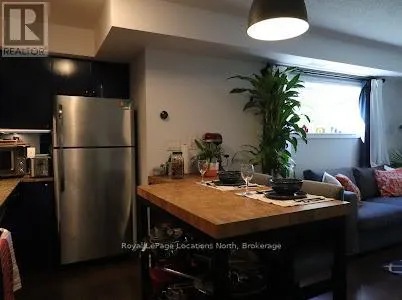 201 - 1 BRANDY LANE DRIVE, #201
