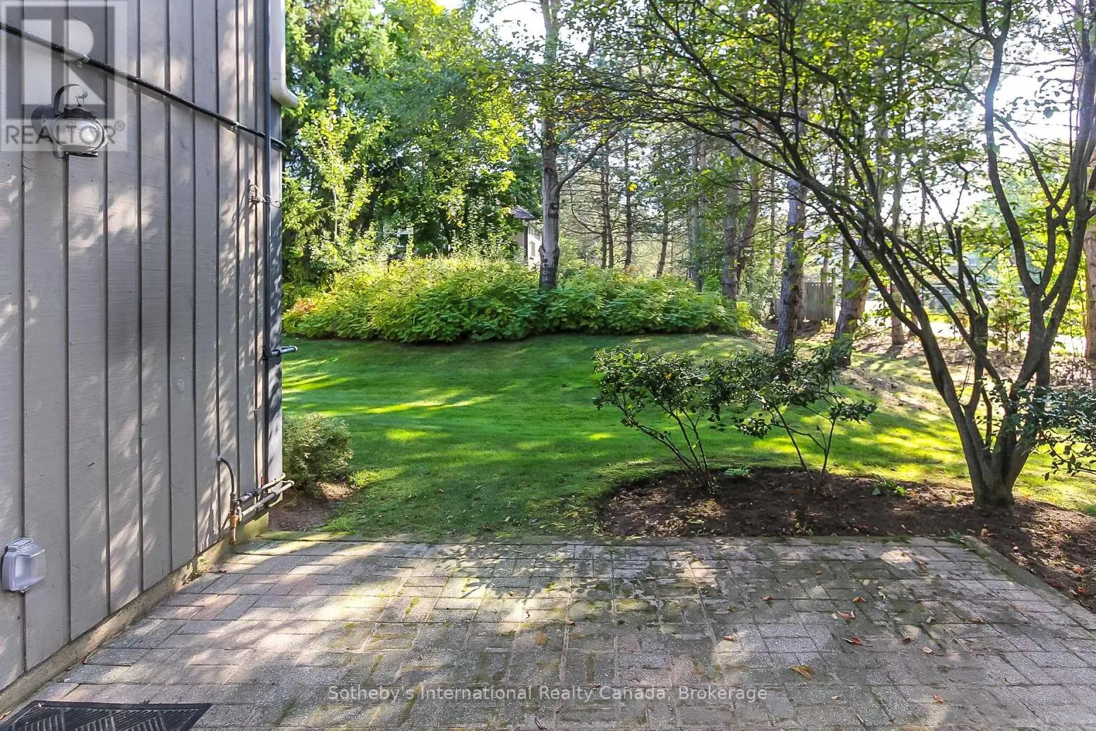 411 MARINERS WAY