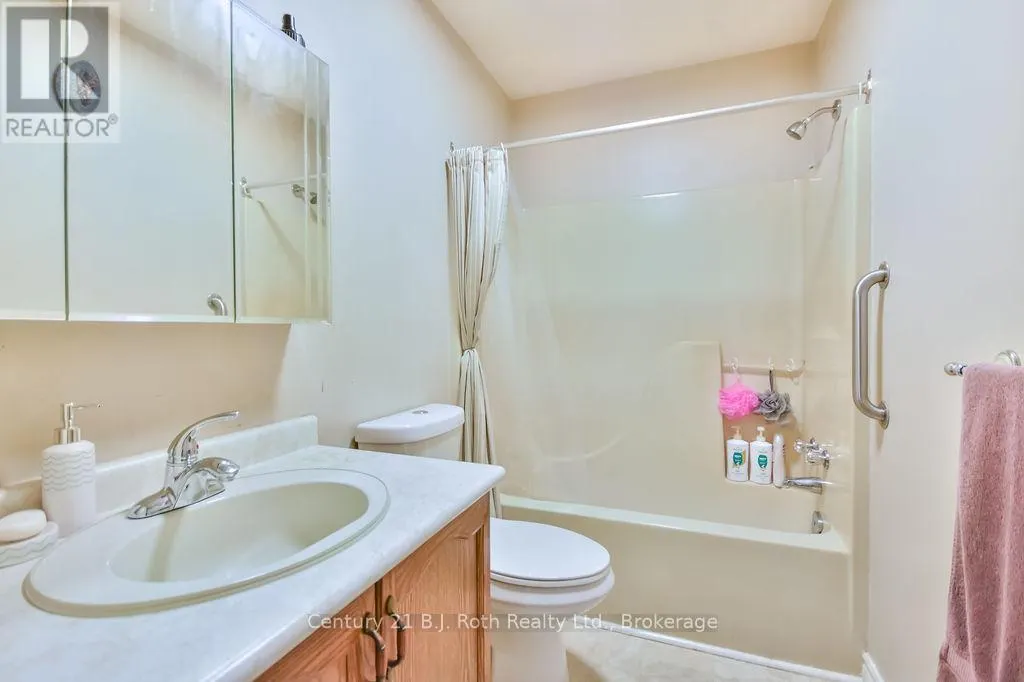 7 CHRISTINE PLACE