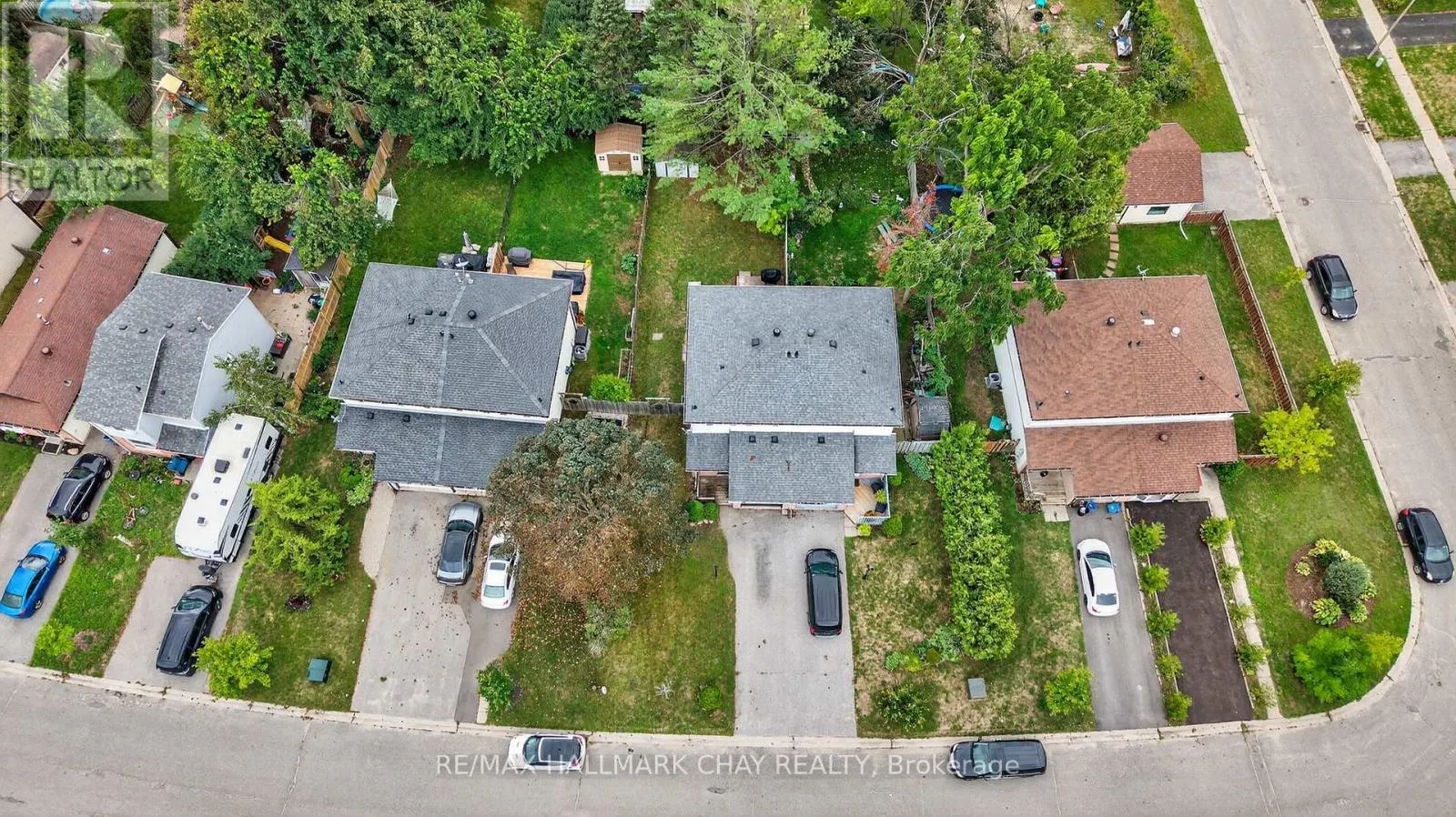 36 MOWAT CRESCENT