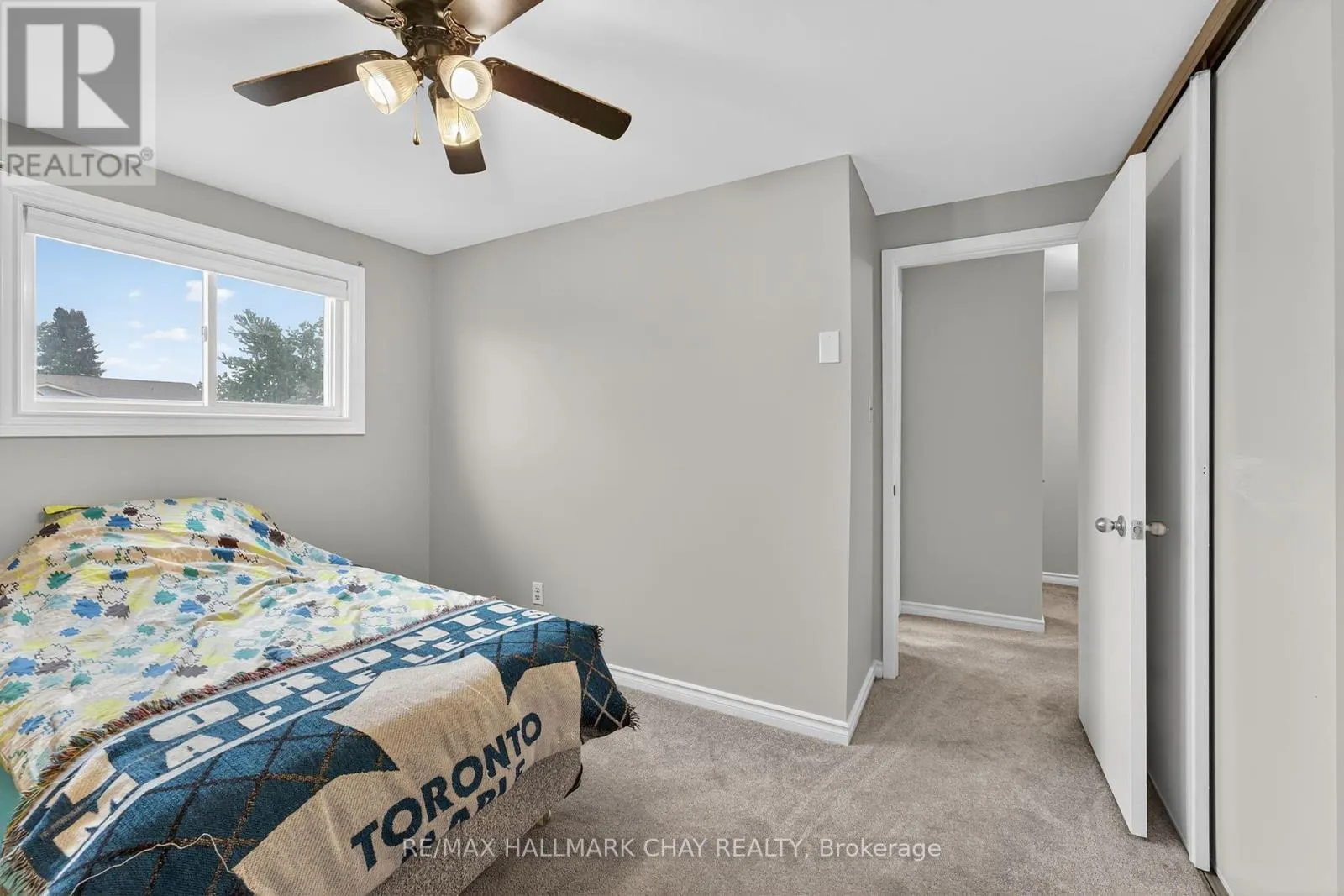 36 MOWAT CRESCENT