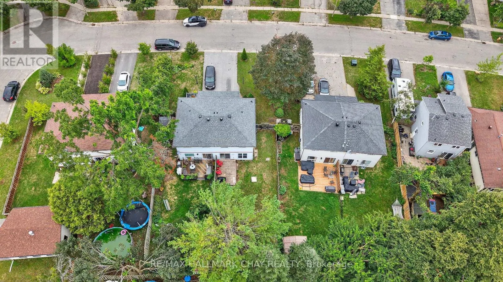36 MOWAT CRESCENT