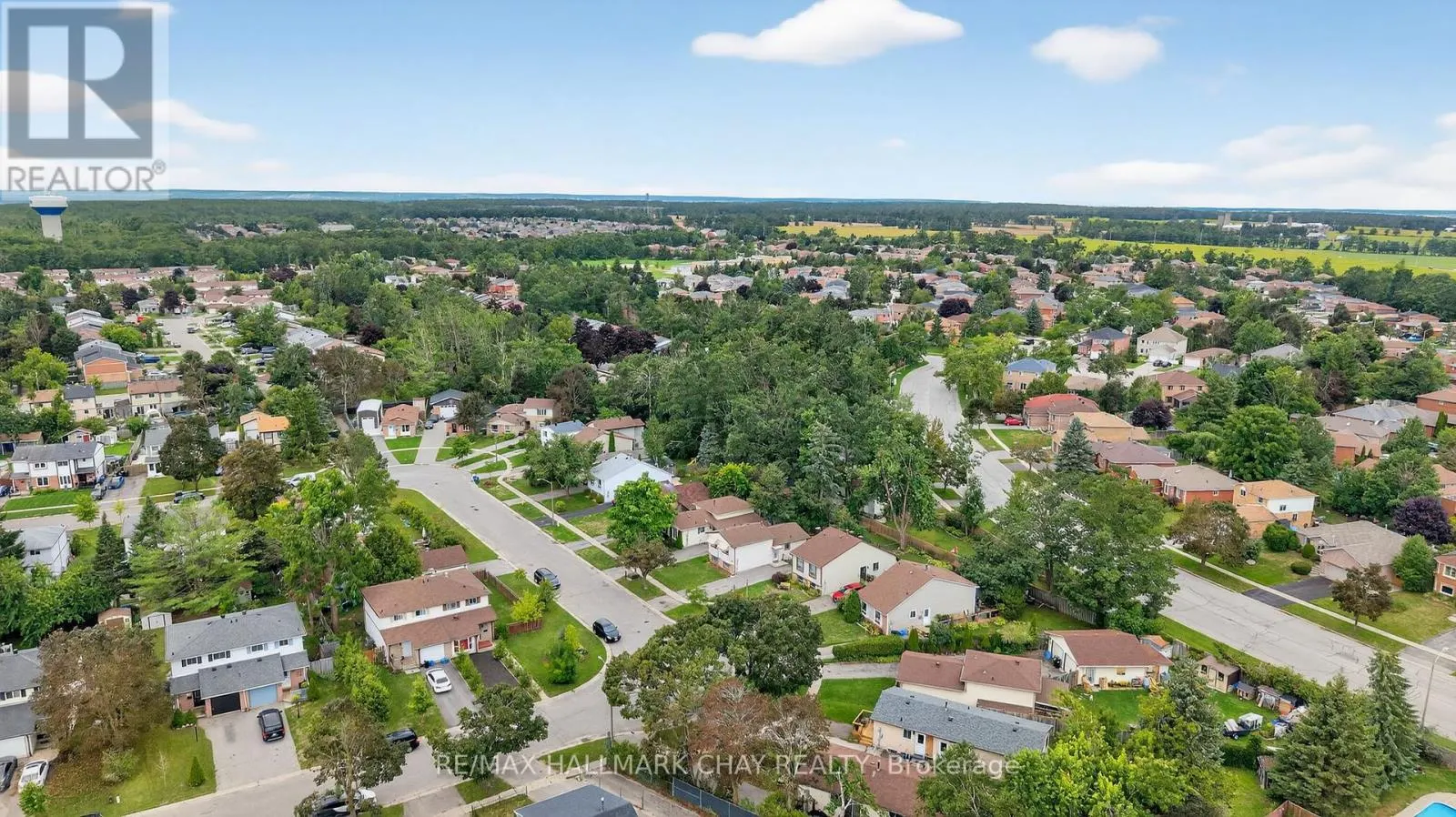 36 MOWAT CRESCENT