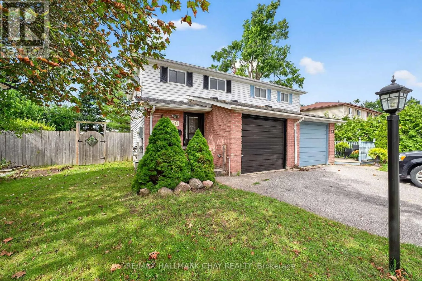 36 MOWAT CRESCENT