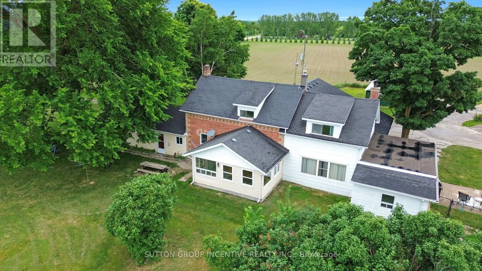 6511 21/22 NOTTAWASAGA SIDE ROAD