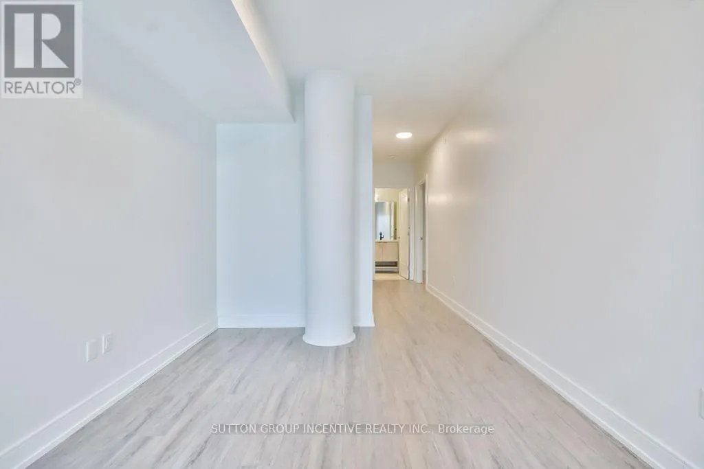 713 - 185 DUNLOP STREET E