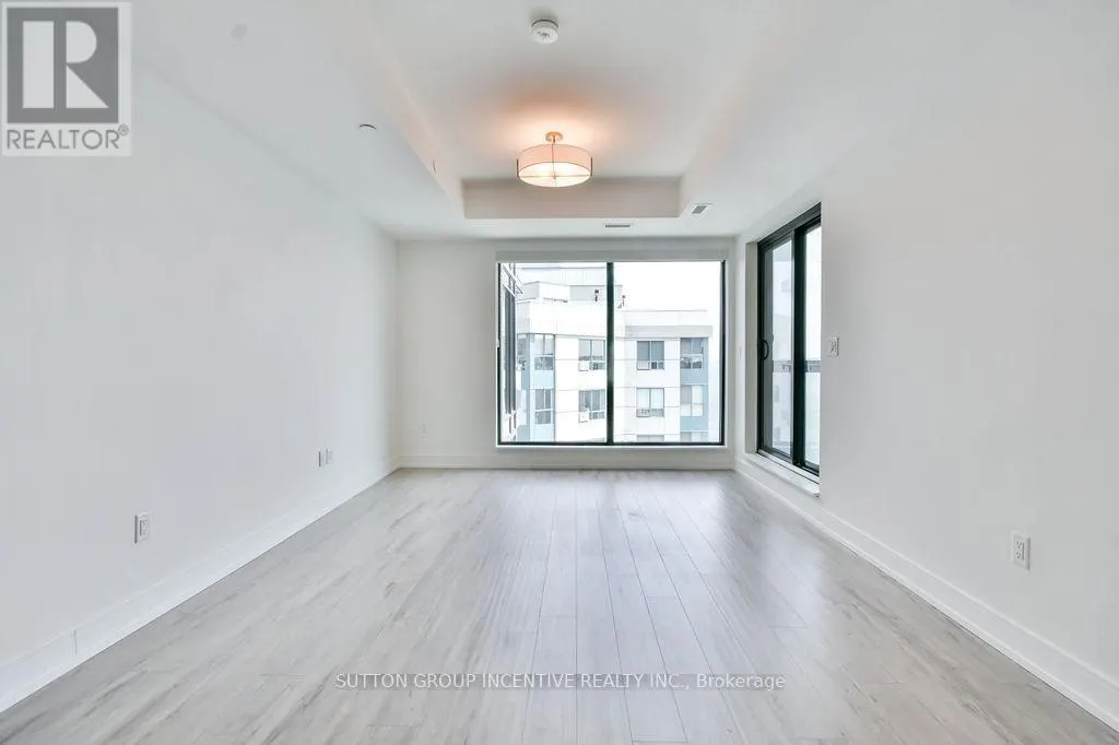 713 - 185 DUNLOP STREET E