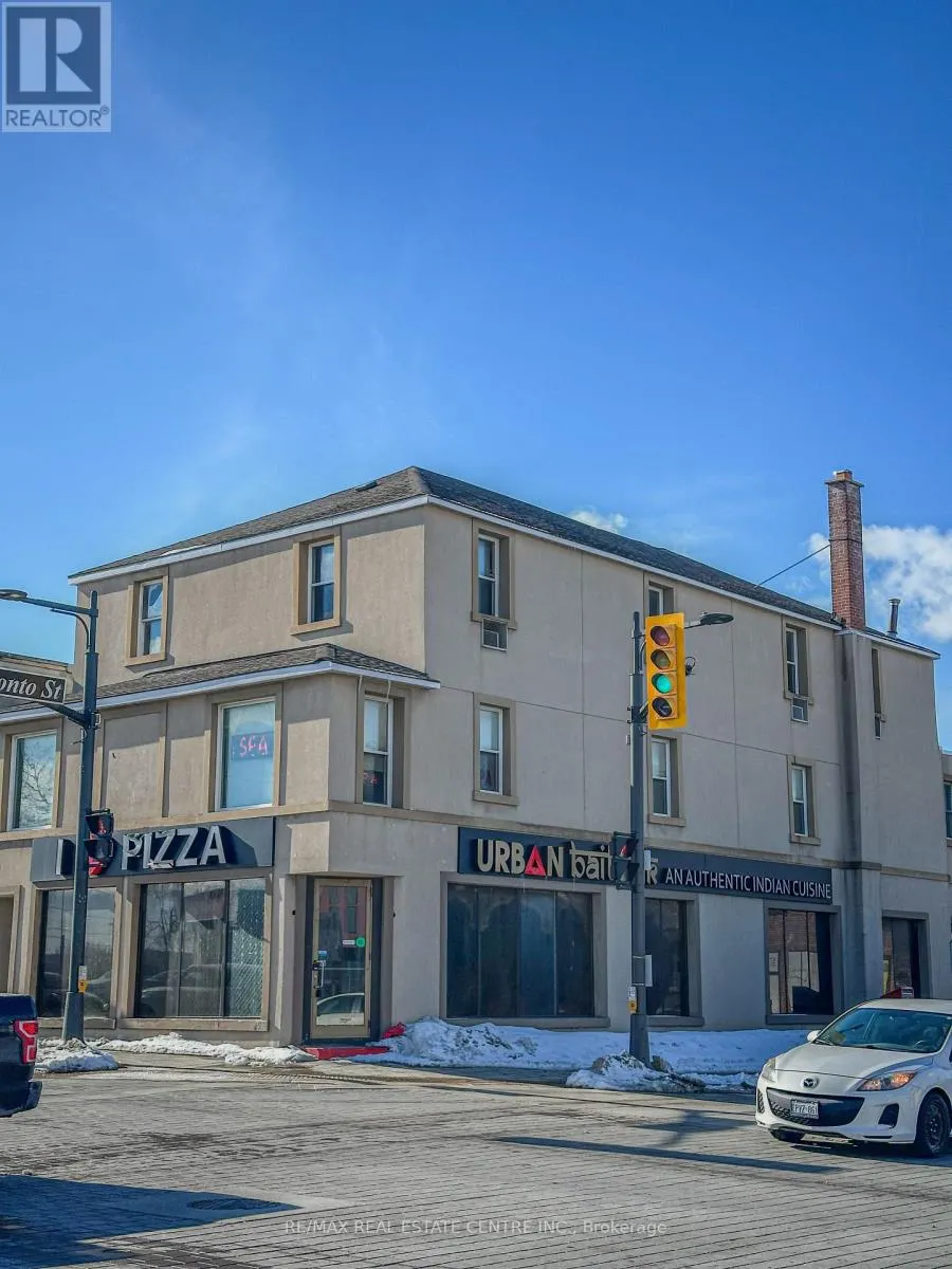 94 DUNLOP STREET W