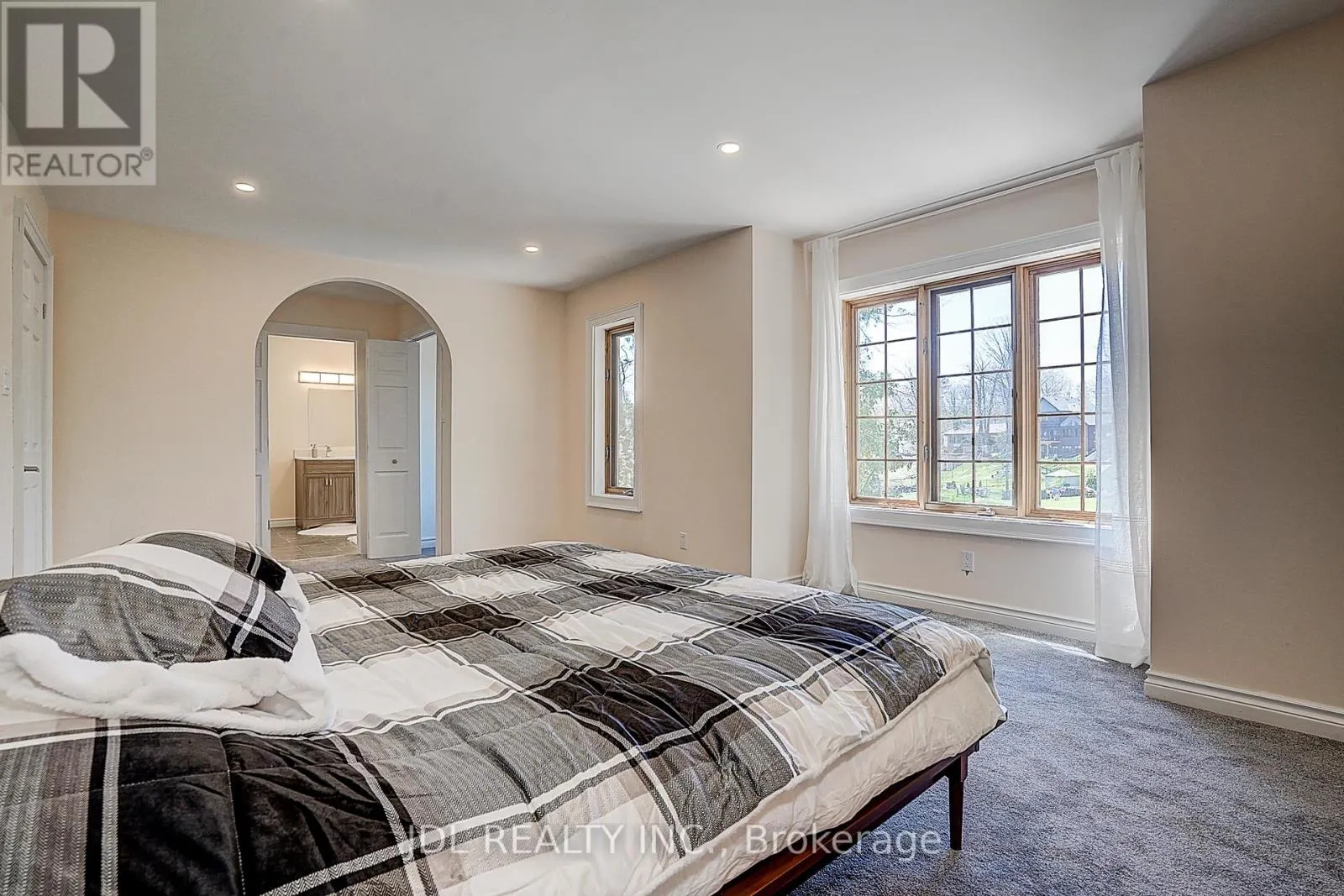 646 OXBOW PARK DRIVE