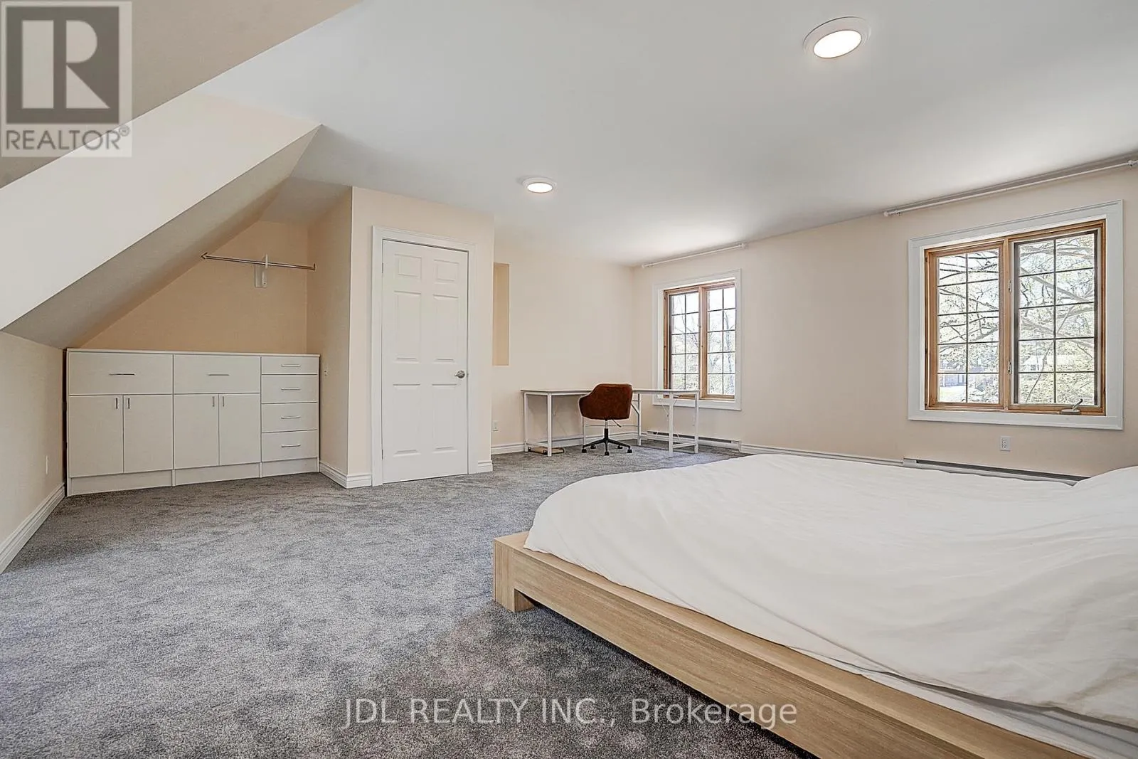 646 OXBOW PARK DRIVE