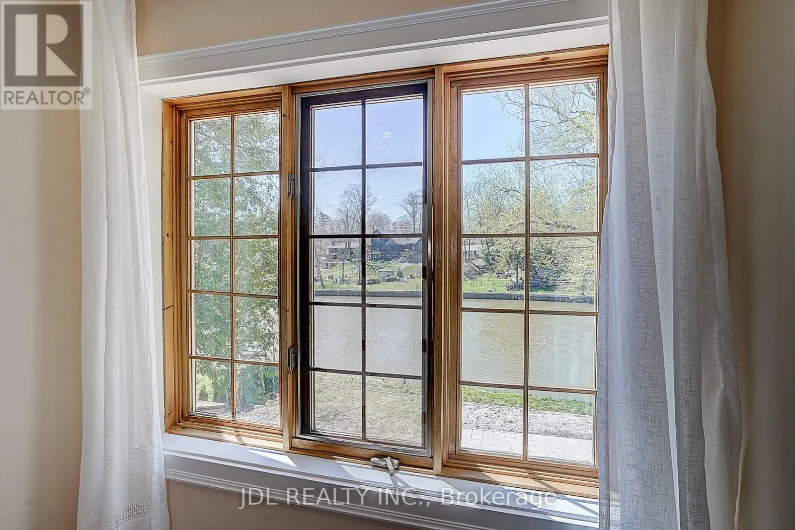 646 OXBOW PARK DRIVE