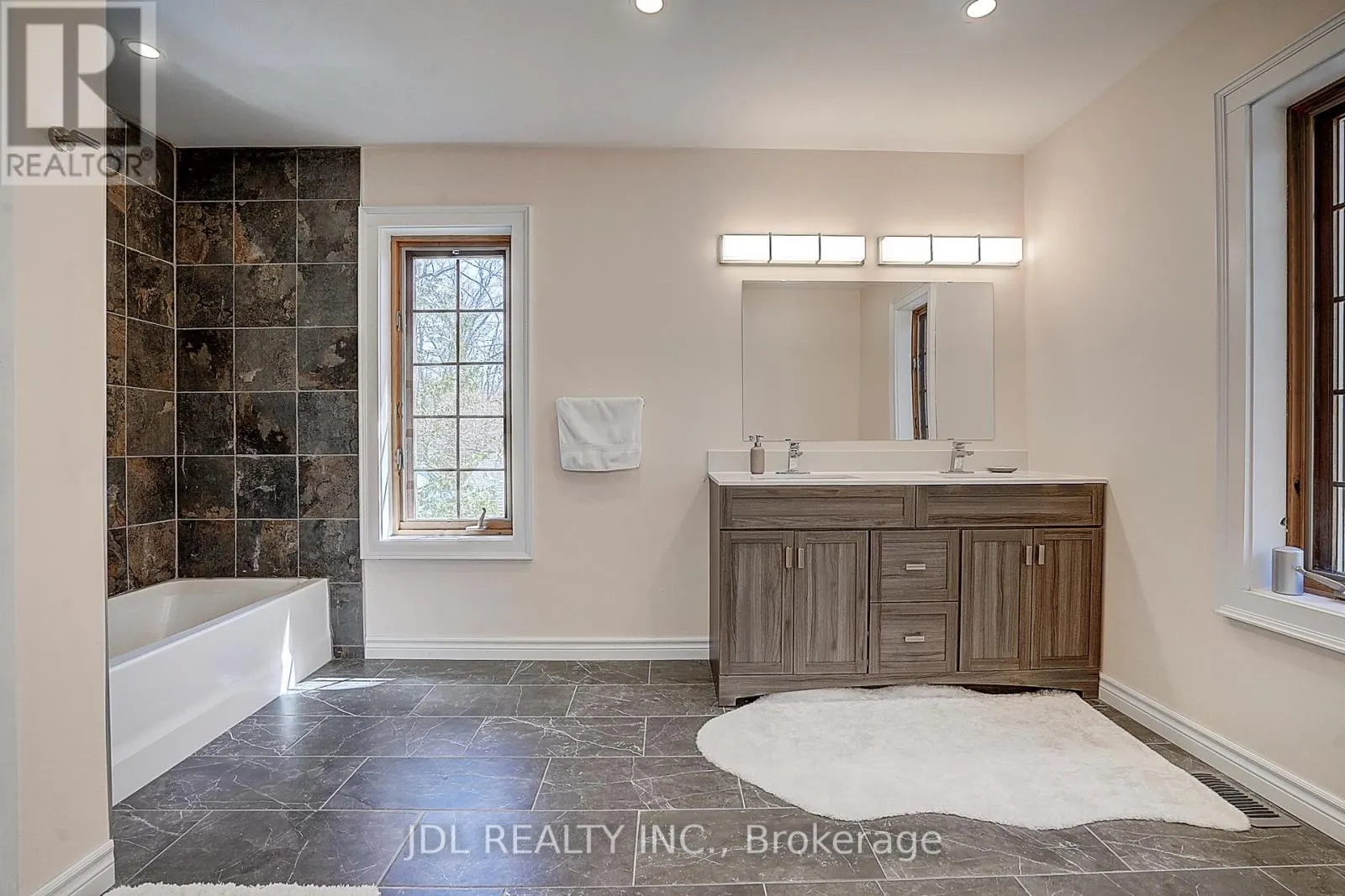 646 OXBOW PARK DRIVE