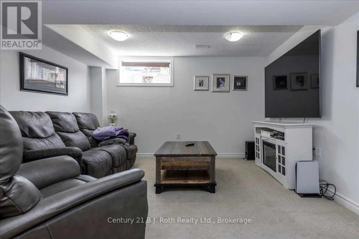 4 SHEPPARD DRIVE