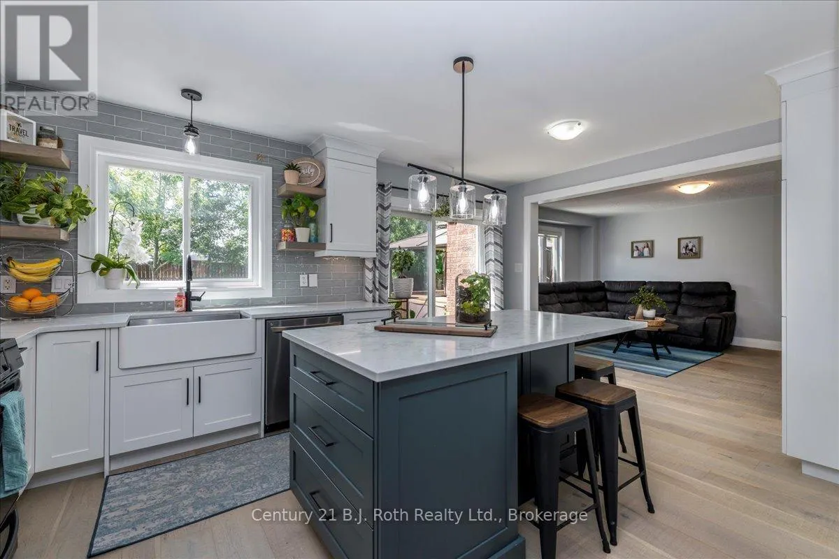 4 SHEPPARD DRIVE