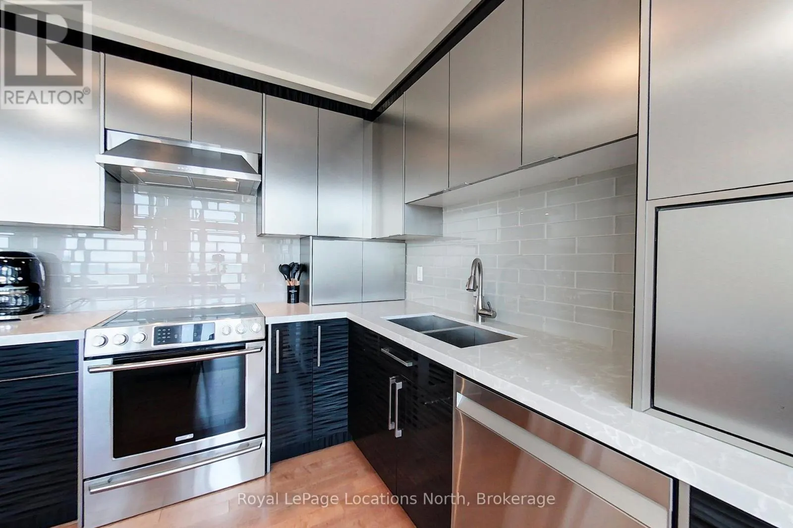 61 WATERVIEW ROAD