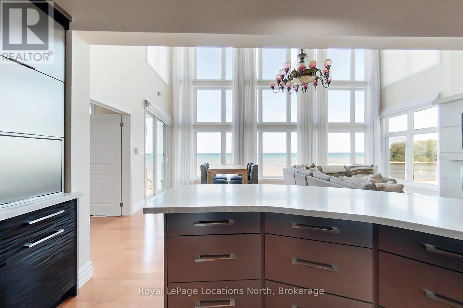 61 WATERVIEW ROAD