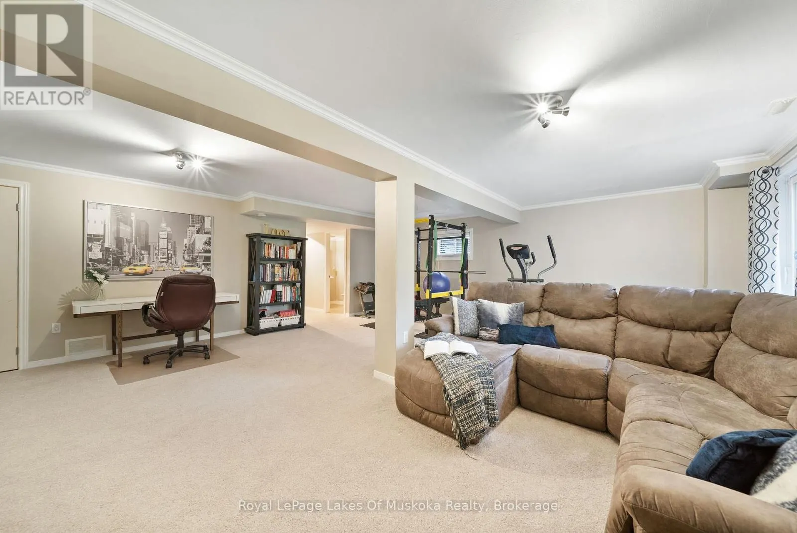 37 VANESSA DRIVE