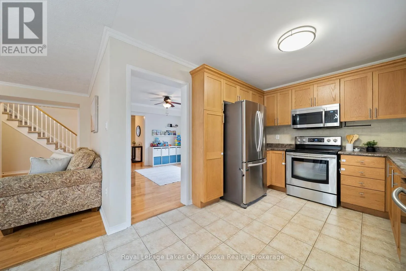 37 VANESSA DRIVE