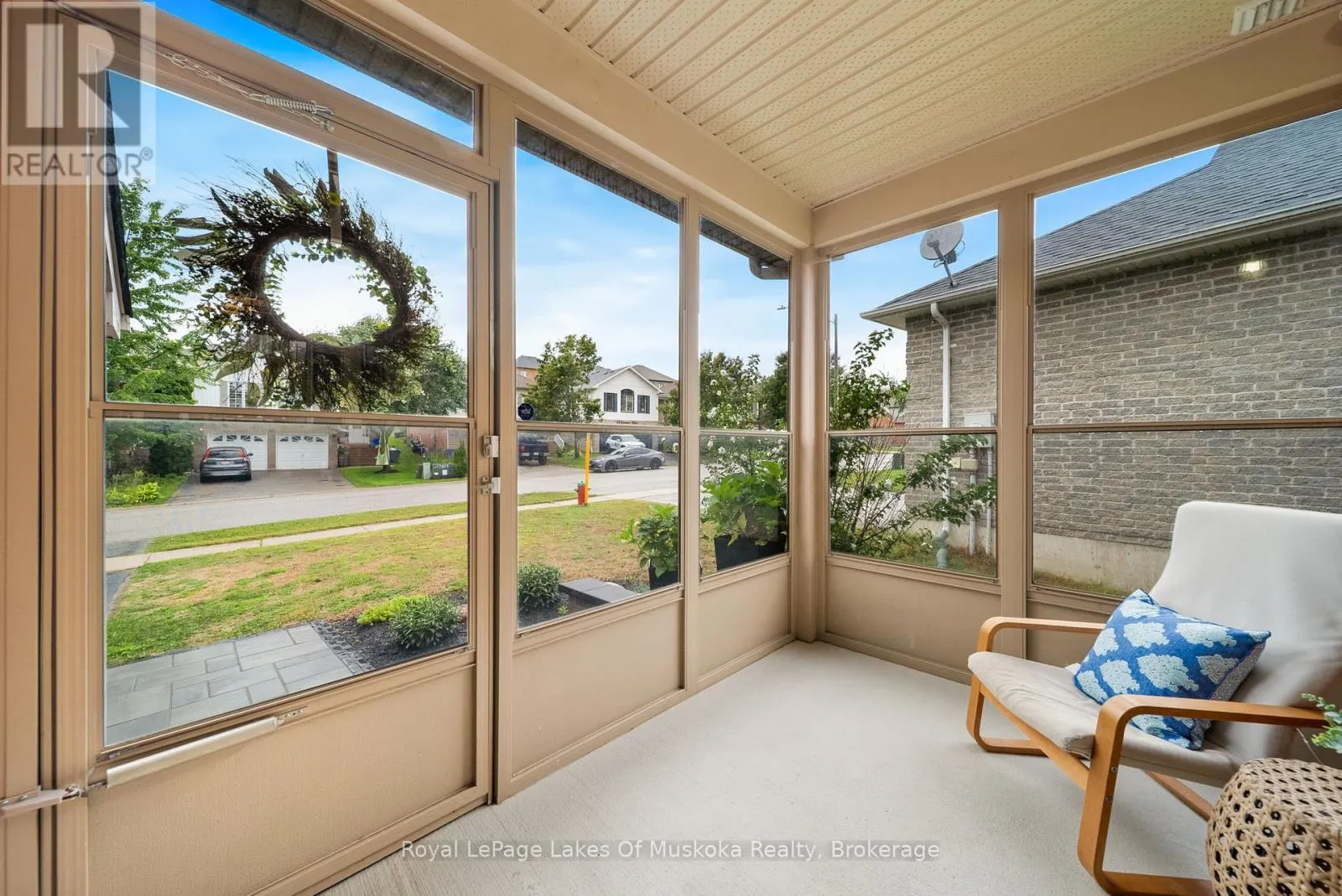 37 VANESSA DRIVE