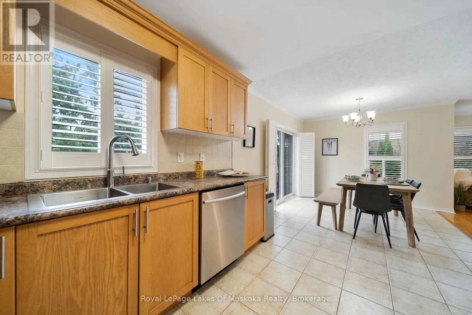 37 VANESSA DRIVE