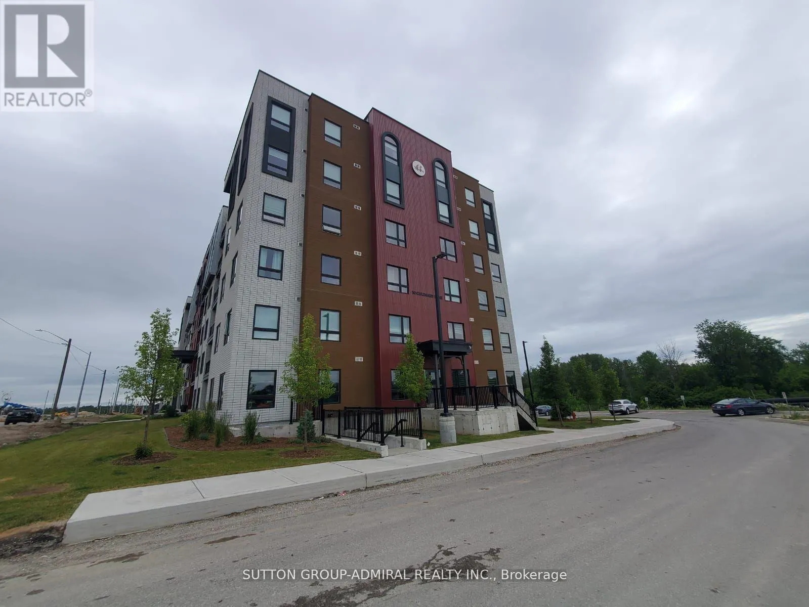 510 - 10 CULINARY LANE
