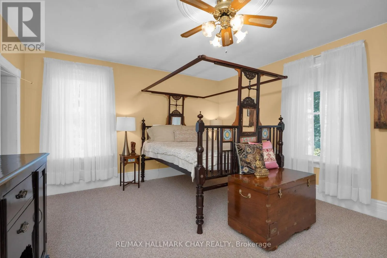 4950 PENETANGUISHENE ROAD