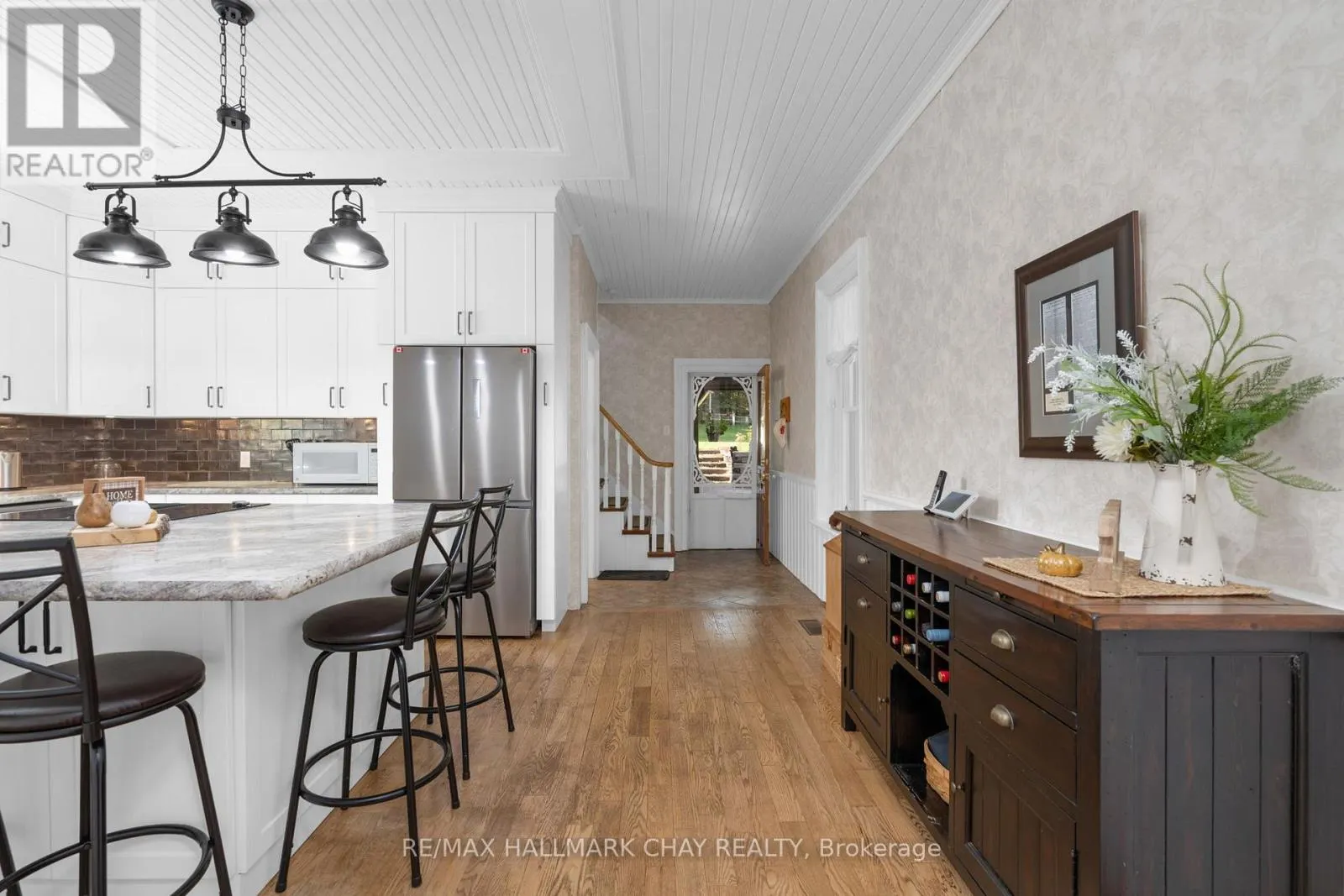 4950 PENETANGUISHENE ROAD