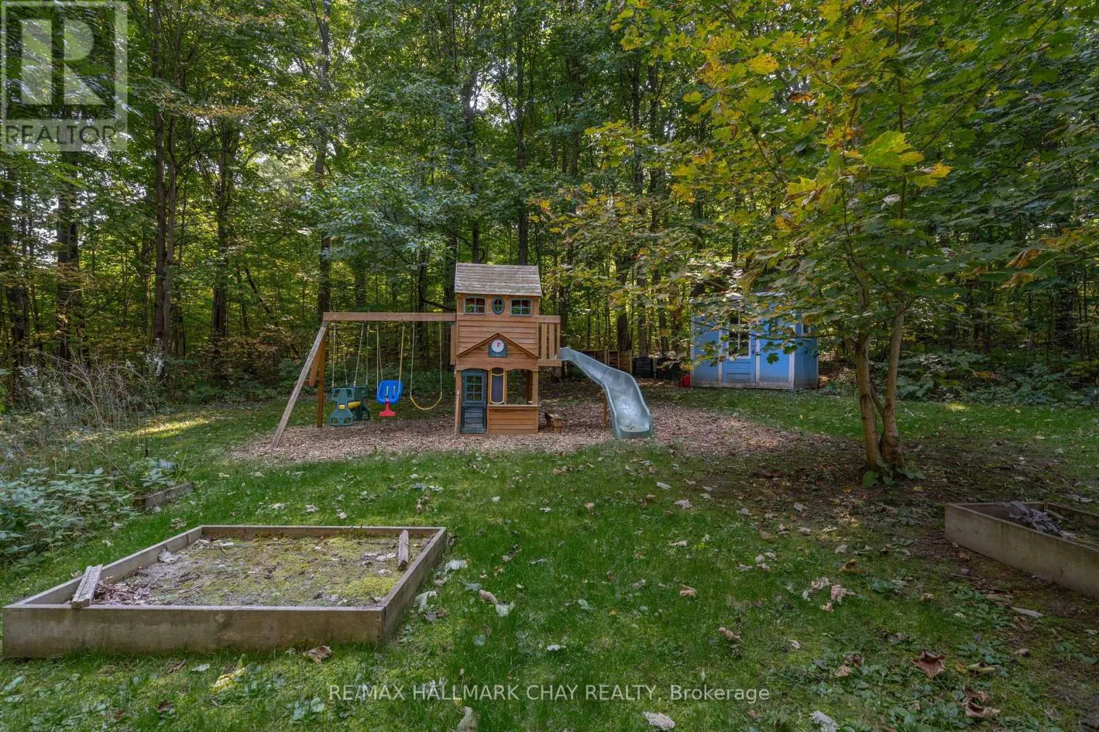 4950 PENETANGUISHENE ROAD