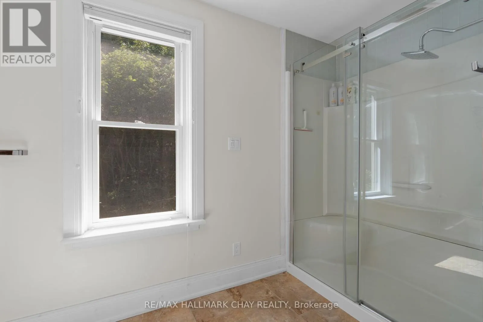 4950 PENETANGUISHENE ROAD