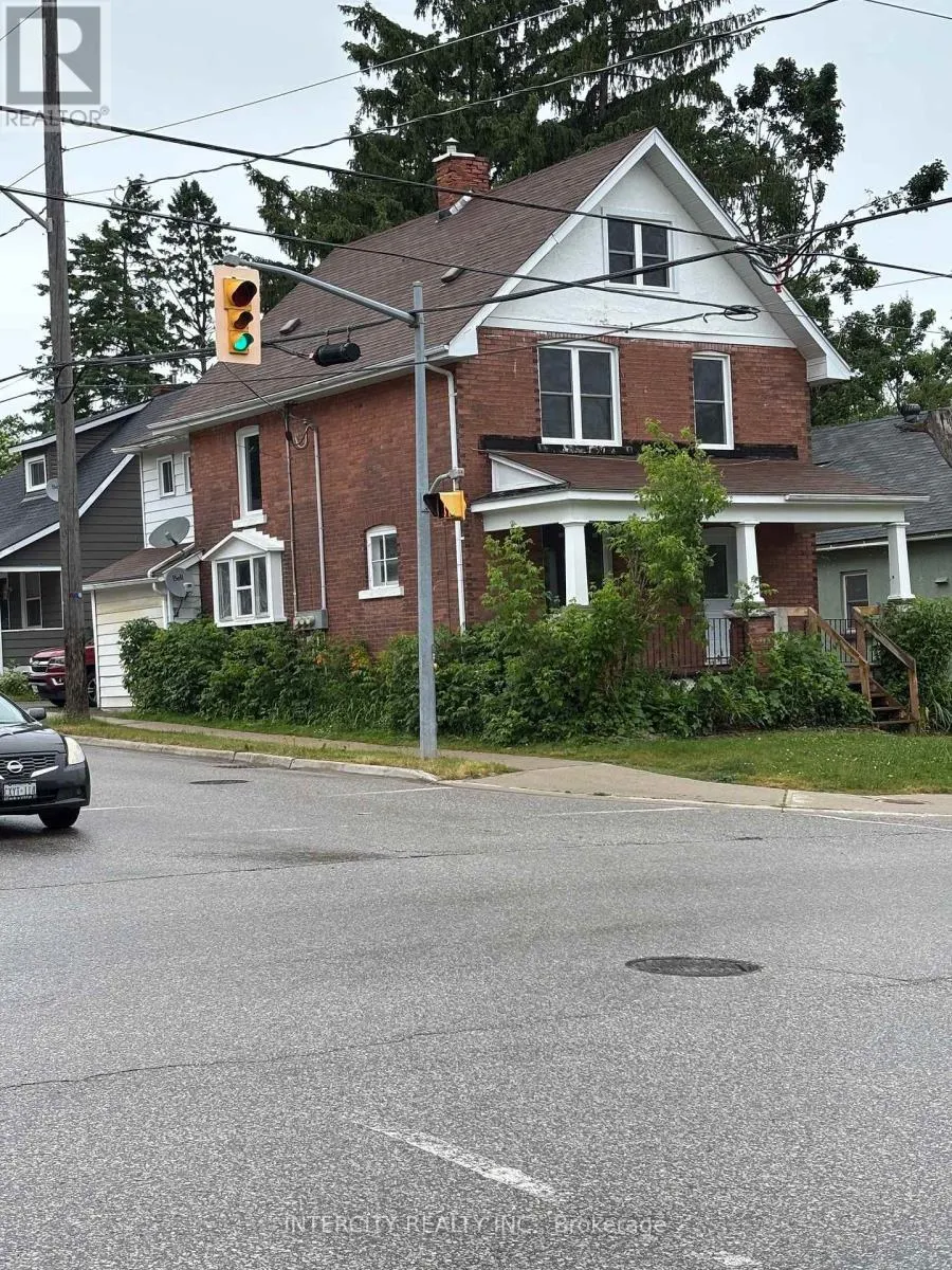 90 COLDWATER ROAD W