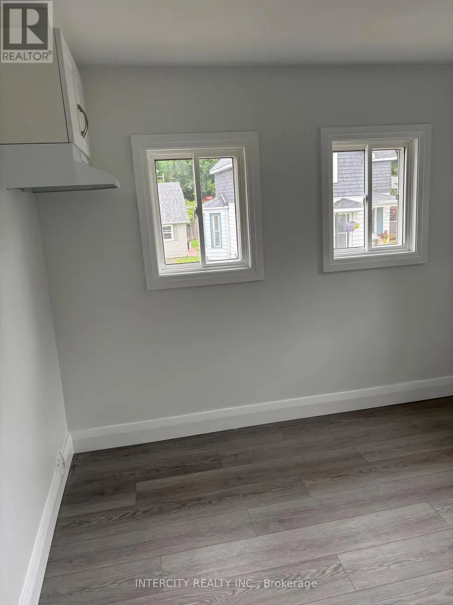 90 COLDWATER ROAD W