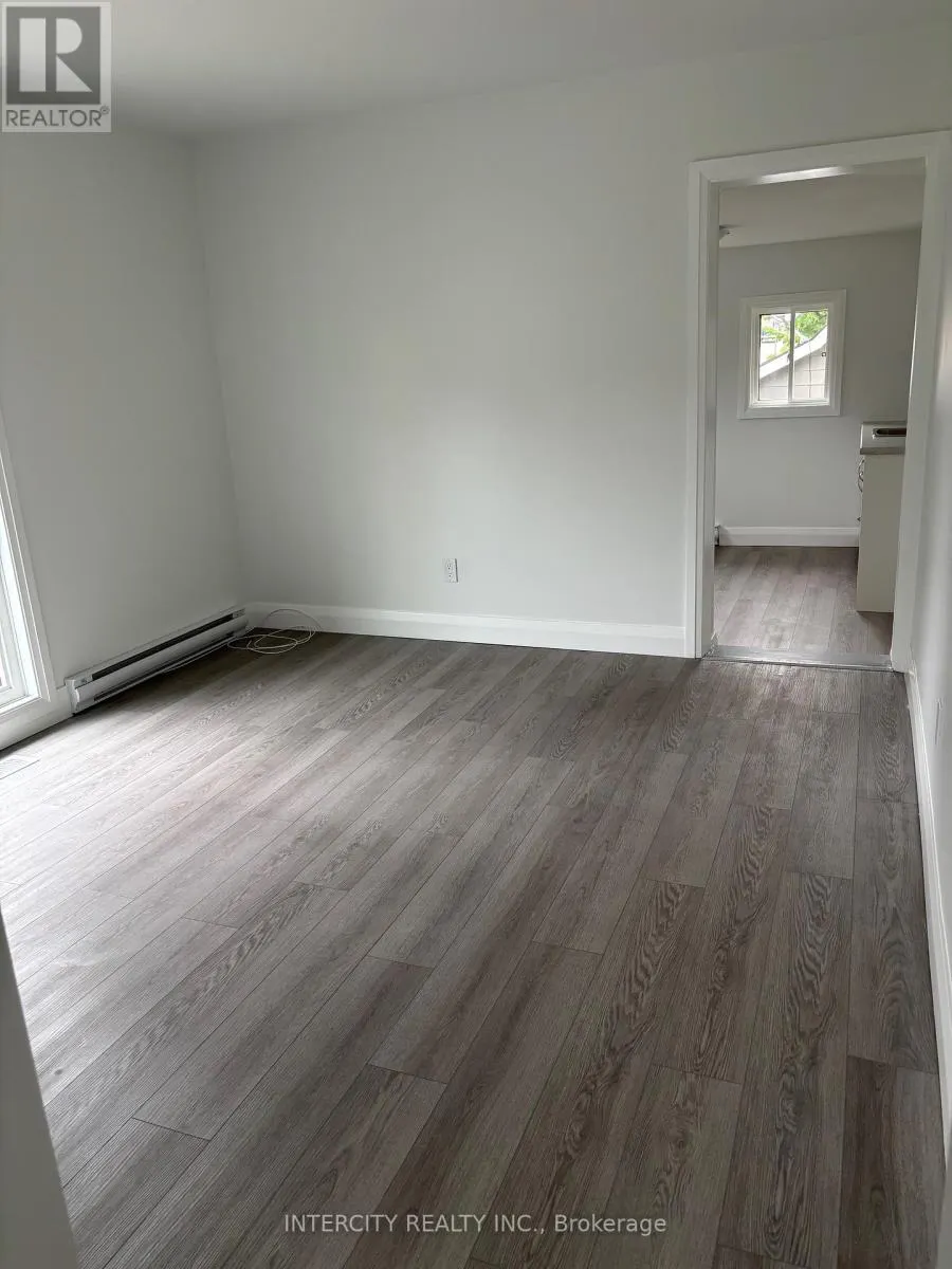 90 COLDWATER ROAD W