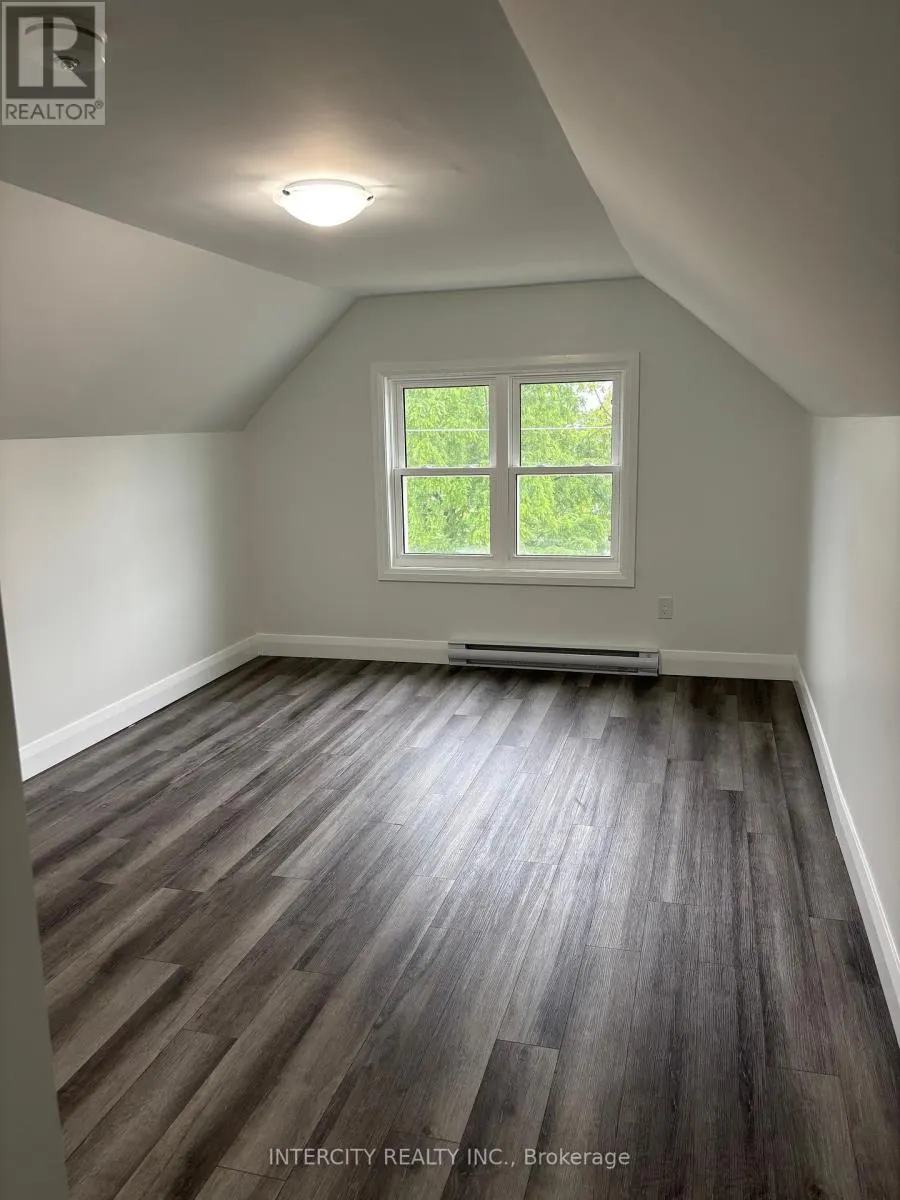 90 COLDWATER ROAD W