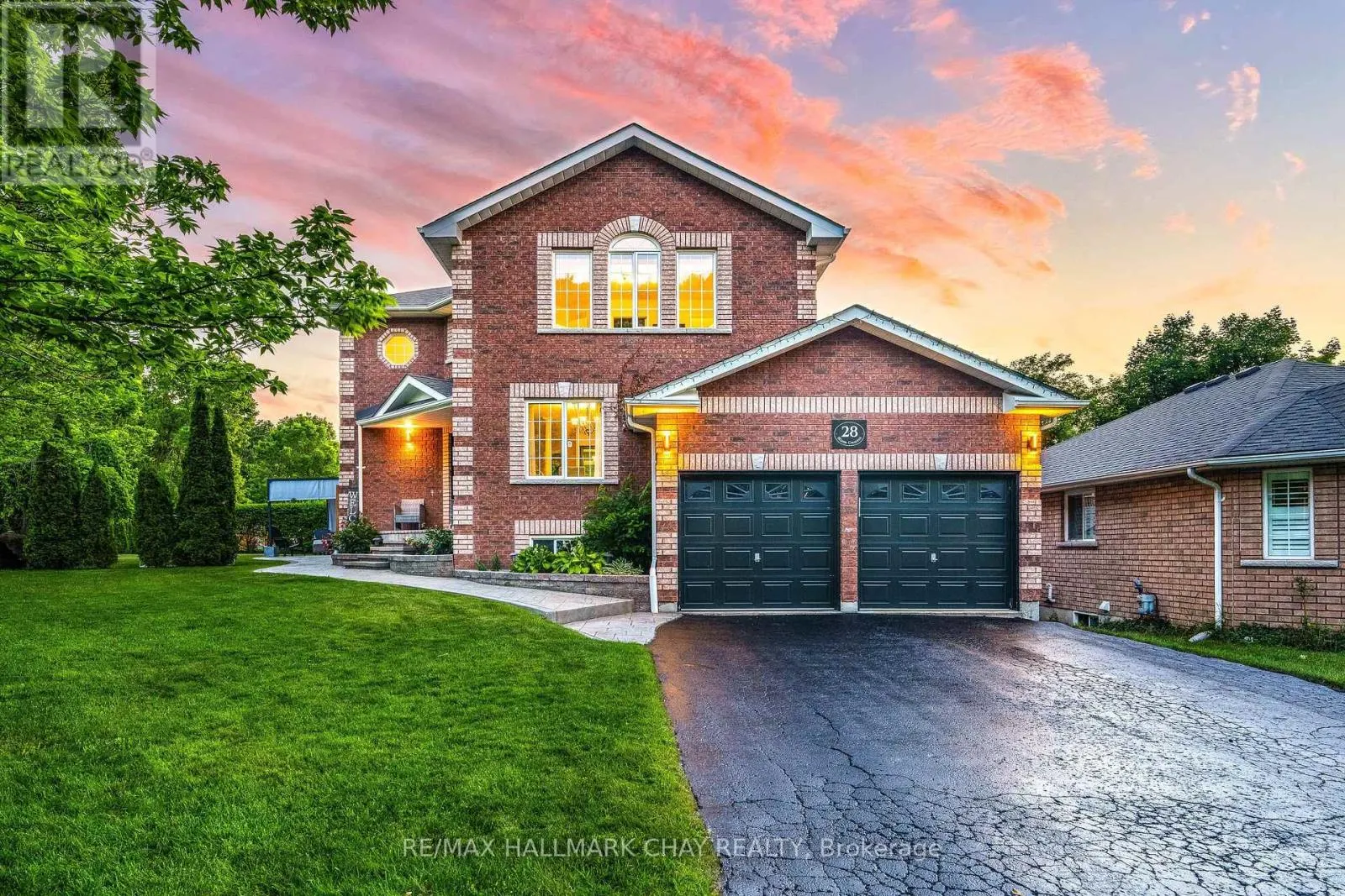 28 BLOOM CRESCENT