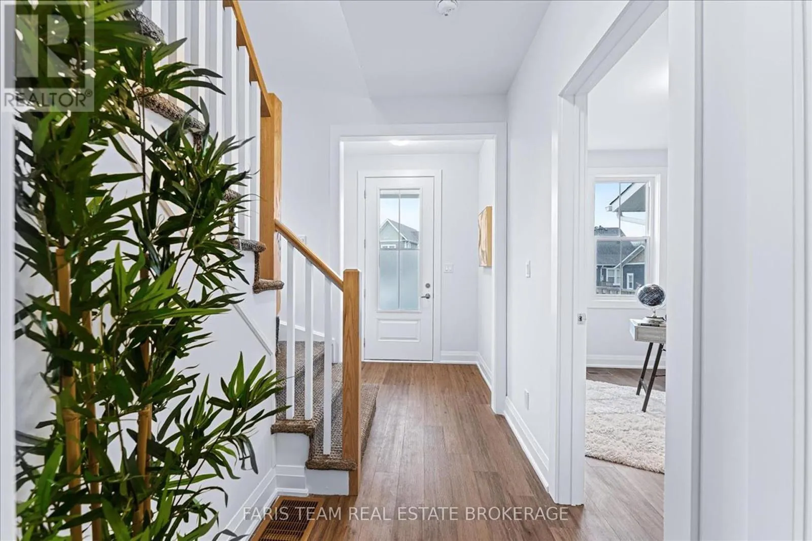 27 JULIA CRESCENT