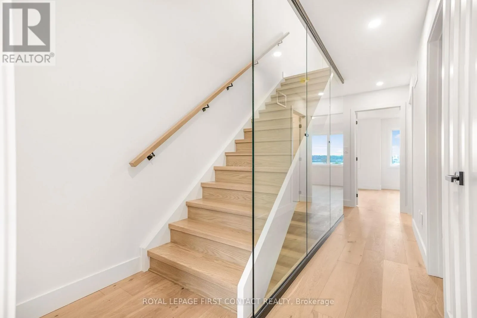 4 ALDERWOOD LANE