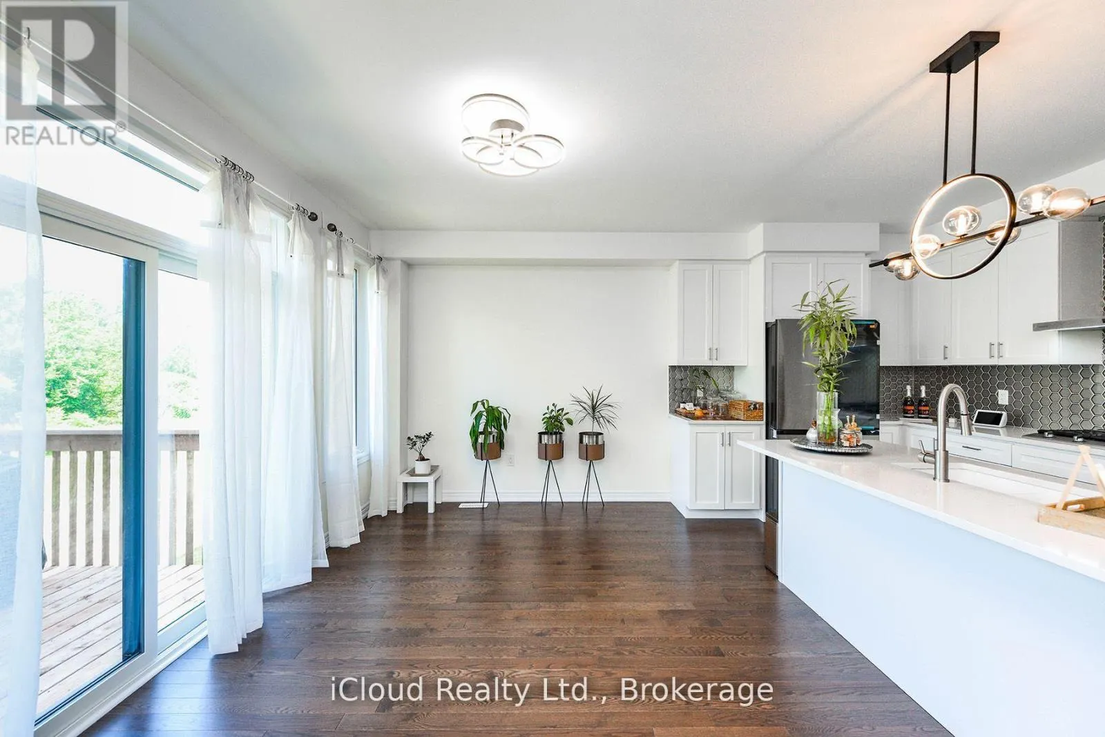 114 THICKETWOOD AVENUE