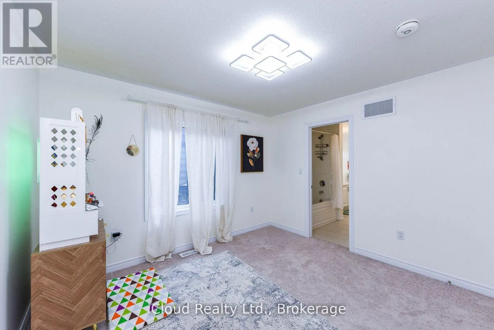 114 THICKETWOOD AVENUE