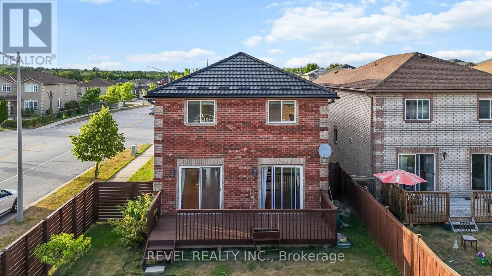 1 GLENHILL DRIVE